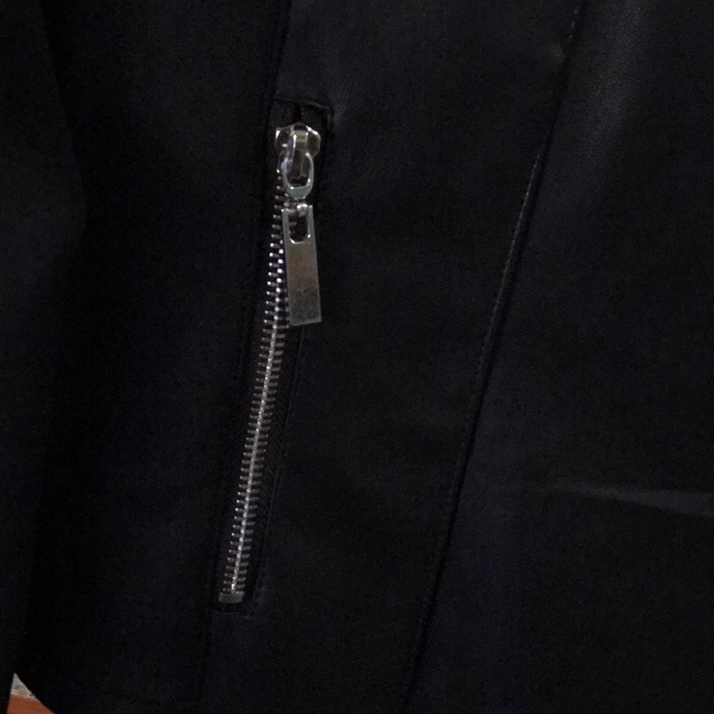 Jacket - Picture 3 of 4